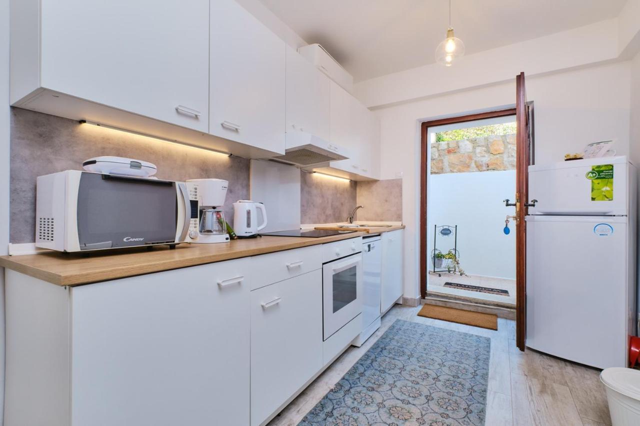 Cappelli Apartments - Losinj Mali Lošinj Eksteriør billede